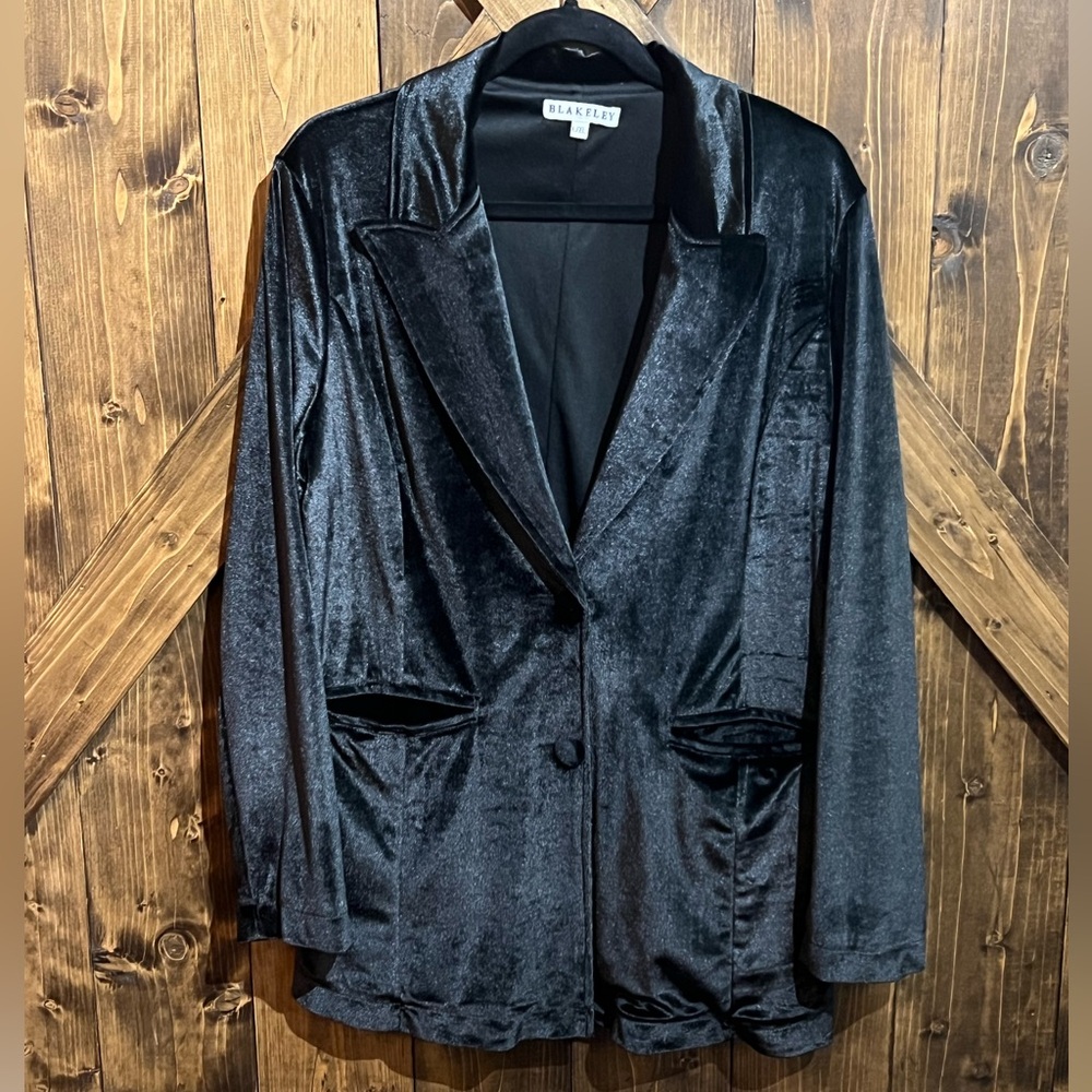 Blakeley Black Velvety Lightweight Lined Blazer Size Ladies Size L/XL